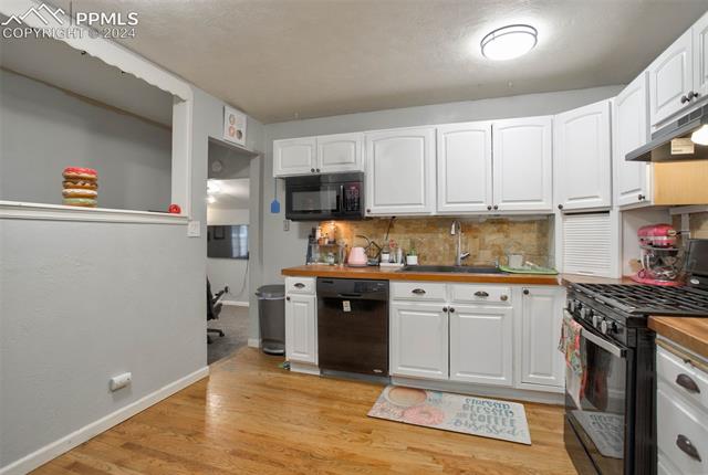 3335 Santa Rosa Street Colorado Springs, CO 80909 - Photo 9 of 21 All attached appliances included.
