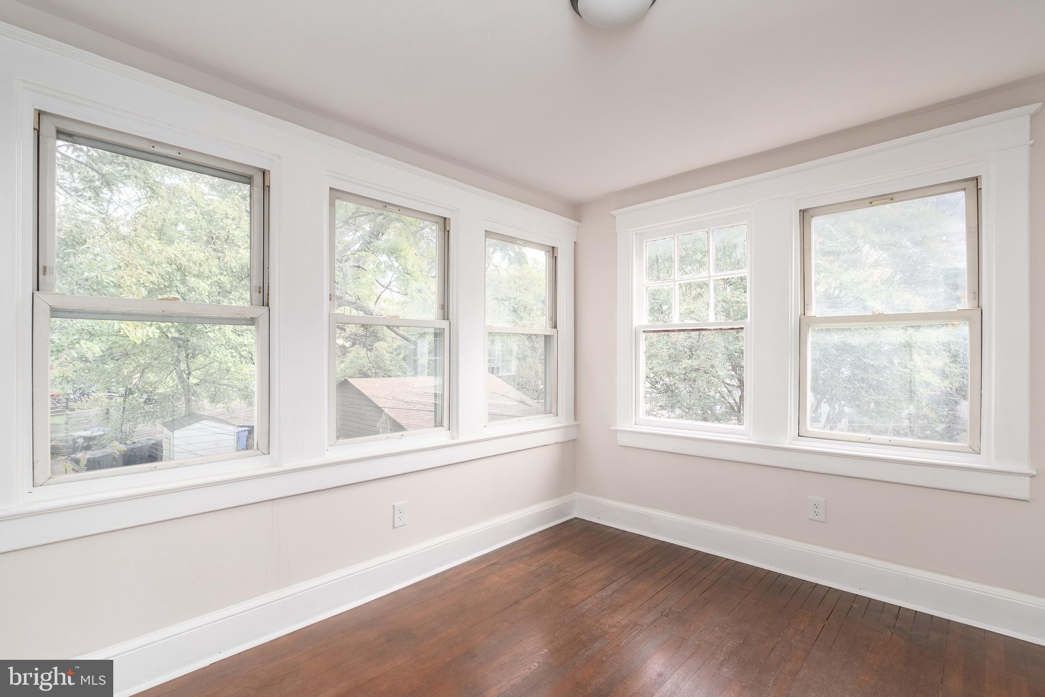 4317 River Road Northwest Washington, DC 20016 - Photo 11 of 22