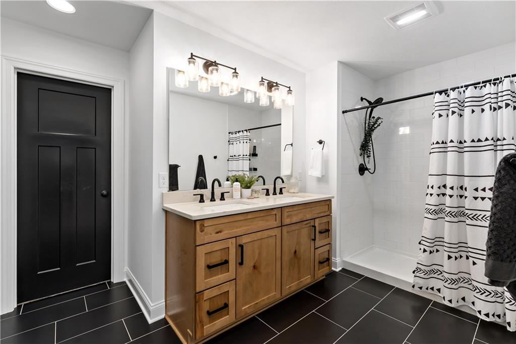412 Pinkerton Run Road Oakdale, PA 15071 - Photo 20 of 40 Gallery Image 20