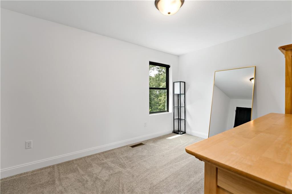 412 Pinkerton Run Road Oakdale, PA 15071 - Photo 22 of 40 Gallery Image 22