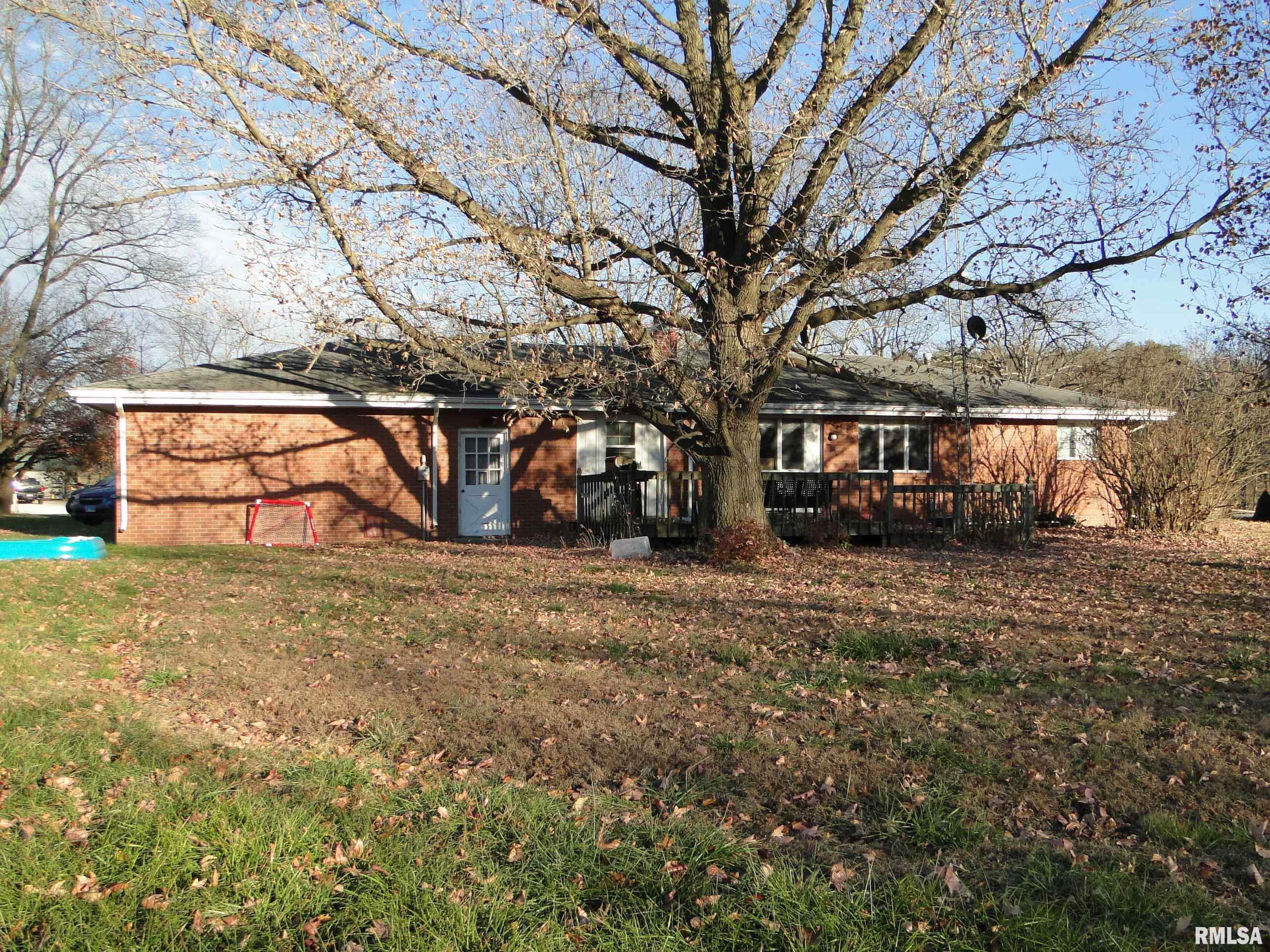 1160 North Coal Road Colchester, IL 62326 - Photo 3 of 27 Gallery Image 3