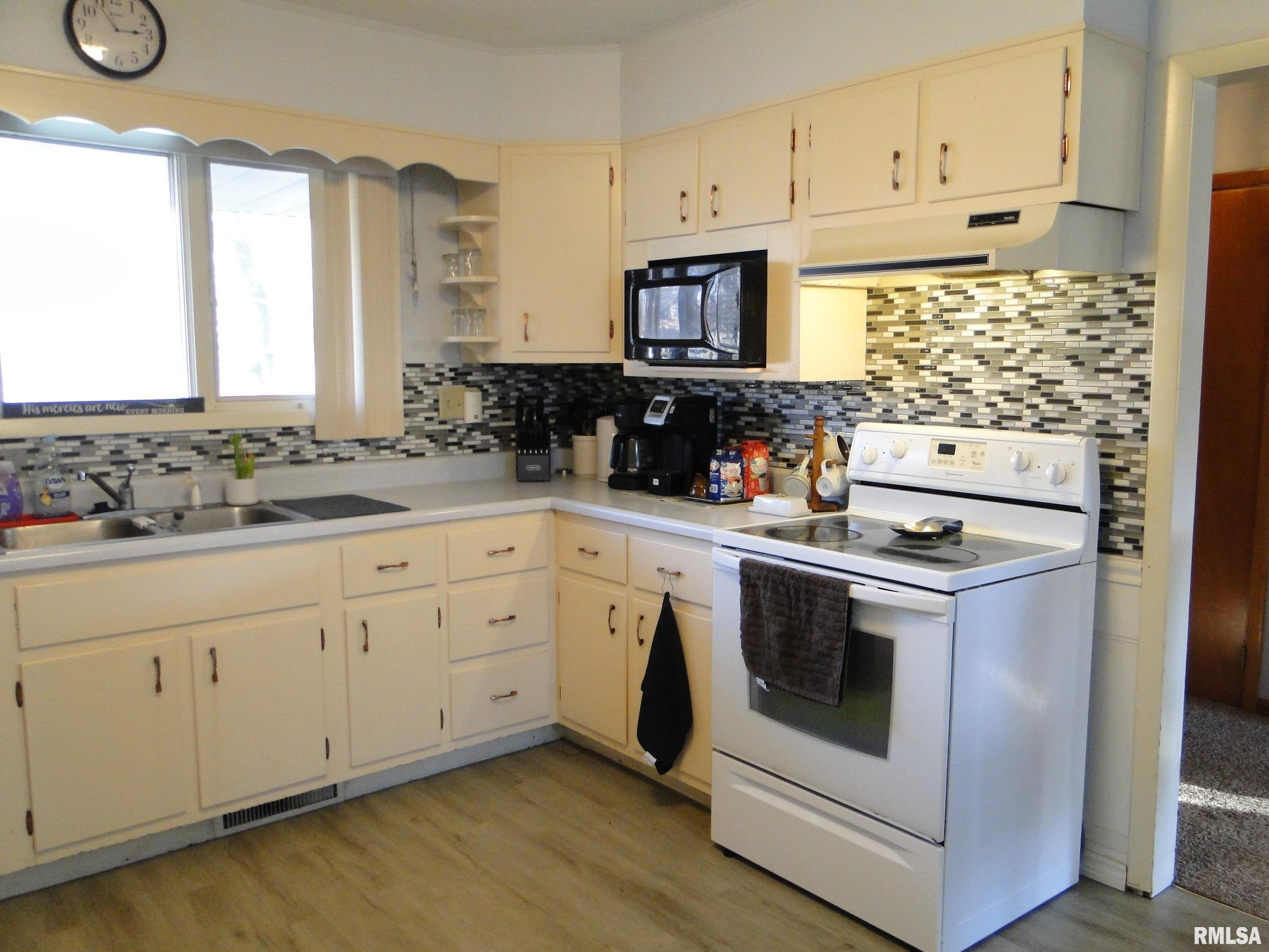 1160 North Coal Road Colchester, IL 62326 - Photo 10 of 27 Gallery Image 10