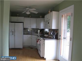 159 South Highland Road Springfield, PA 19064 - Photo 4 of 11 Kitchen