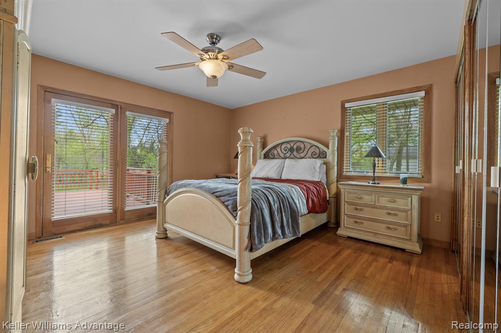 24806 Power Road Farmington, MI 48336 - Photo 25 of 46 Gallery Image 25