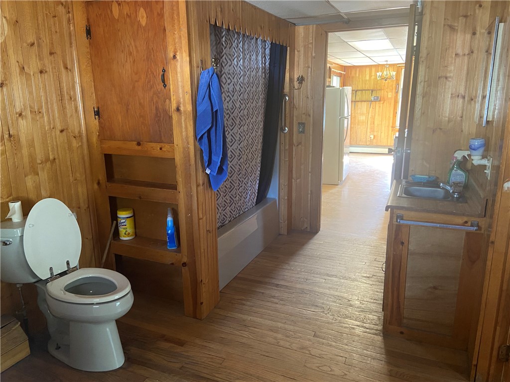 100 Hubbells Corner Road Roxbury, NY 12474 - Photo 17 of 31 Full Bathroom