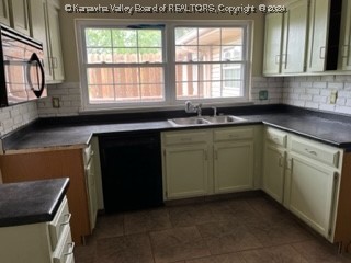 302 Bow Hunter Road Charleston, WV 25314 - Photo 12 of 29 Gallery Image 12