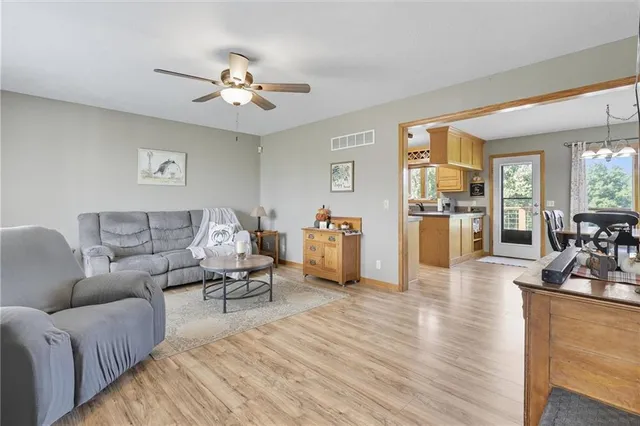 $579,000 | 15978 Highway Y Highway, Excelsior Springs, MO 64024