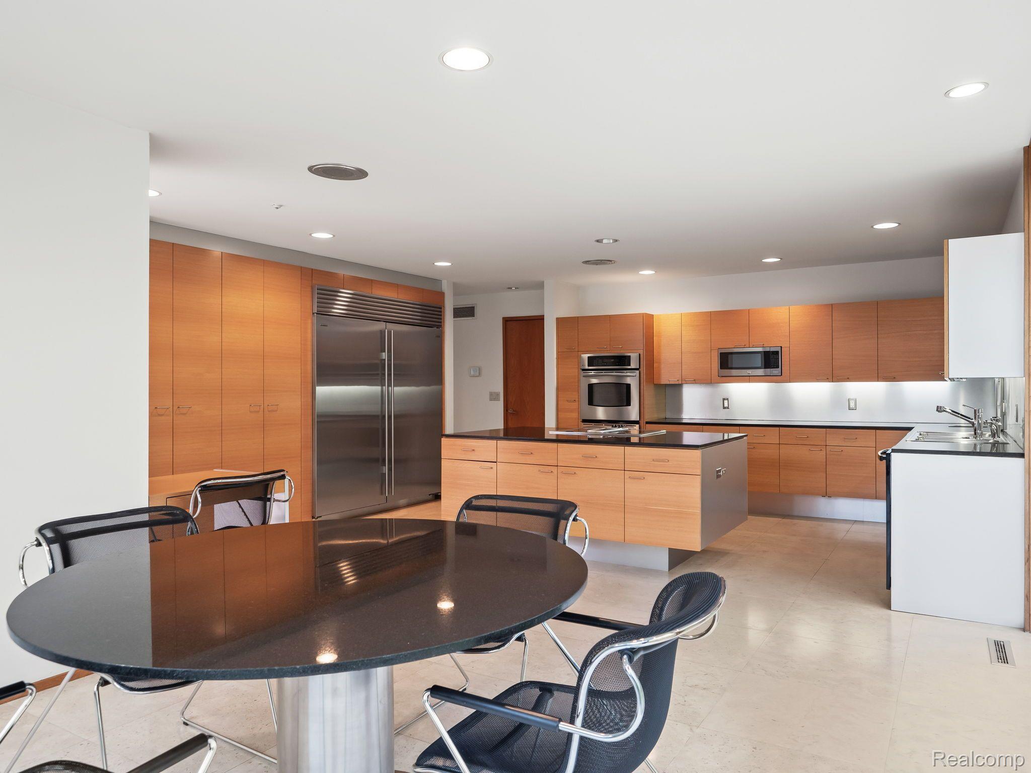 1850 East Vly Road Bloomfield Hills, MI 48304 - Photo 18 of 60 Kitchen