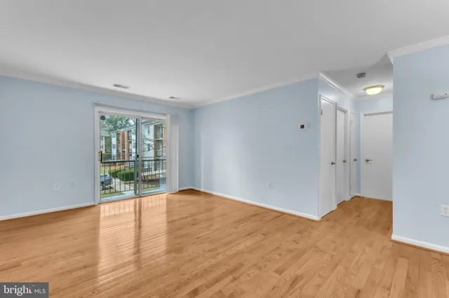 $189,500 | 18334 Streamside Drive, Unit 201, Gaithersburg, MD 20879