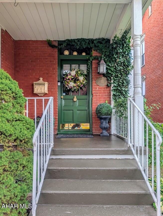 32 North Spring Street Everett, PA 15537 - Photo 4 of 61 Gallery Image 4
