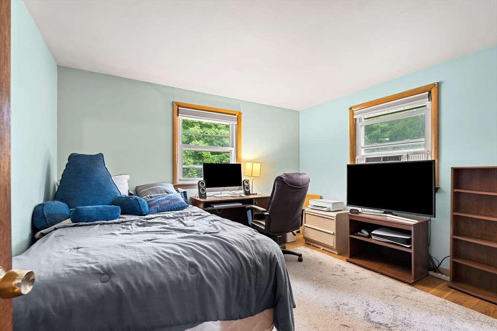 11 Pennybrook Road Lynn, MA 01905 - Photo 18 of 33