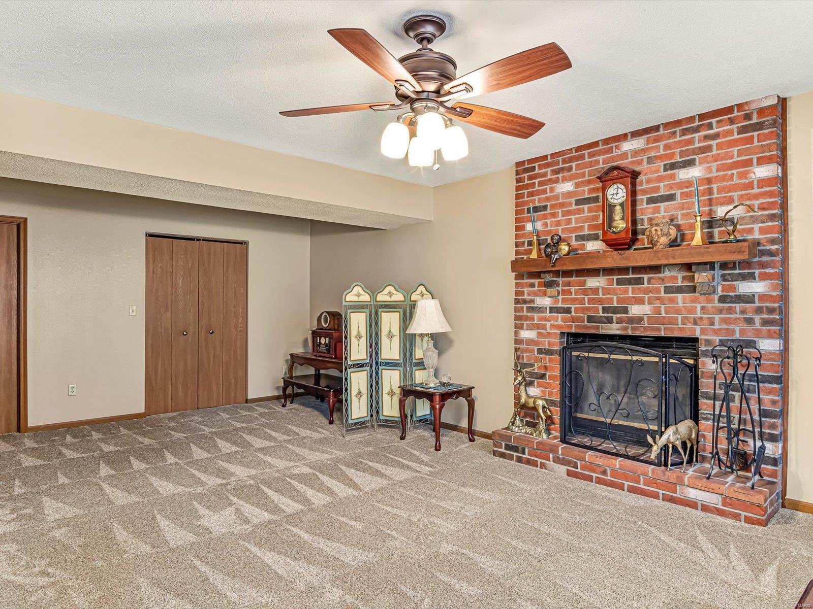 90 Fox Run Road Collinsville, IL 62234 - Photo 5 of 30 Gallery Image 5