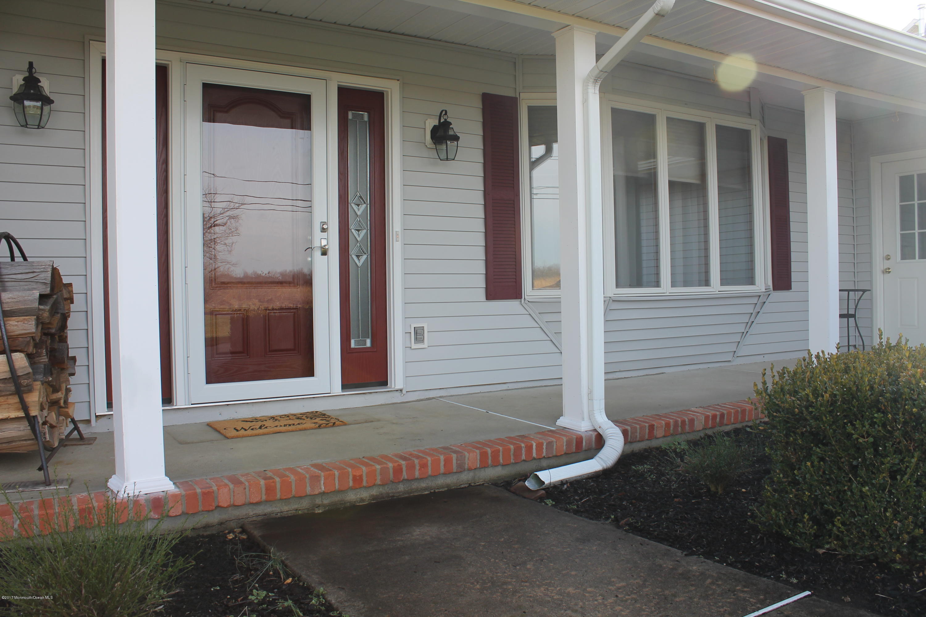 36 Burke Road Freehold, NJ 07728 - Photo 5 of 47 IMG_1479