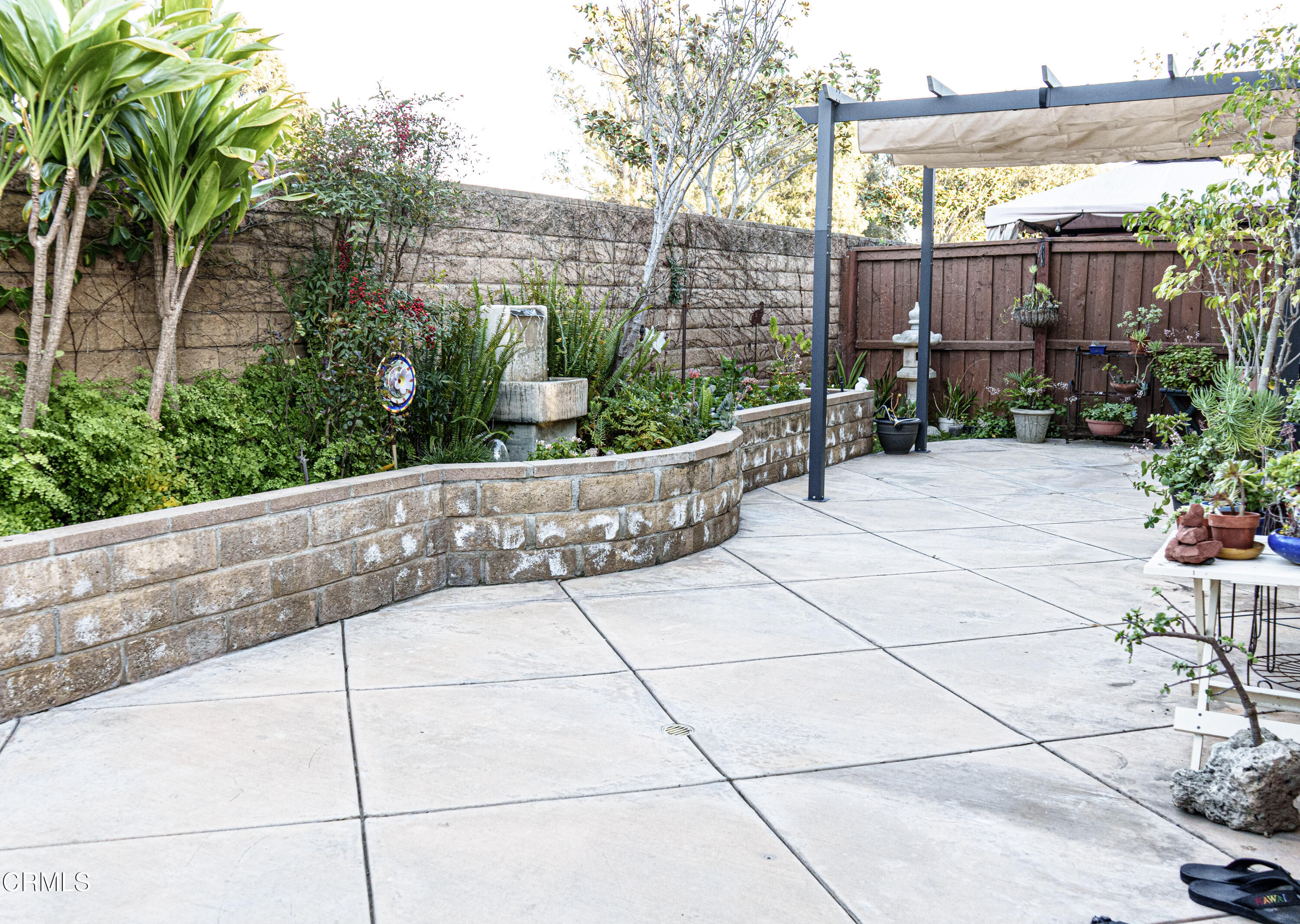 3840 Shakespeare Drive Oxnard, CA 93033 - Photo 36 of 46 a view of roof with potted plants
