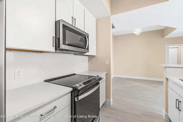 $4,500 | 1551 North Flagler Drive, Unit PH 3, West Palm Beach, FL 33401