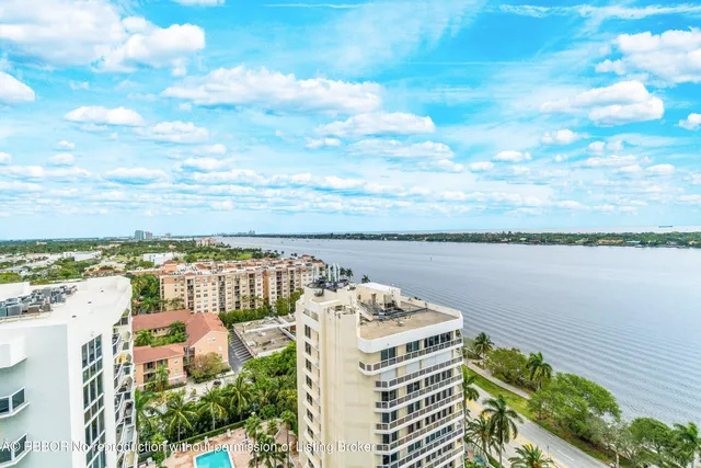$4,500 | 1551 North Flagler Drive, Unit PH 3, West Palm Beach, FL 33401