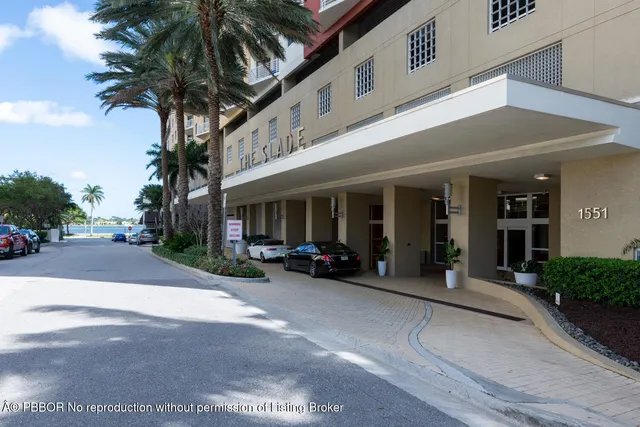 $4,500 | 1551 North Flagler Drive, Unit PH 3, West Palm Beach, FL 33401