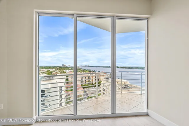 $4,500 | 1551 North Flagler Drive, Unit PH 3, West Palm Beach, FL 33401