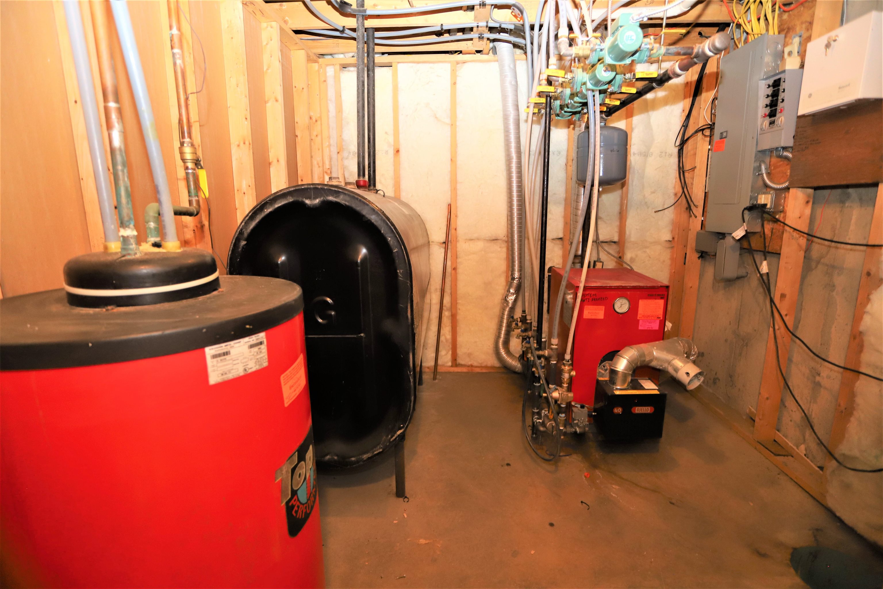 9 Clover Lane Newport, VT 05855 - Photo 25 of 34