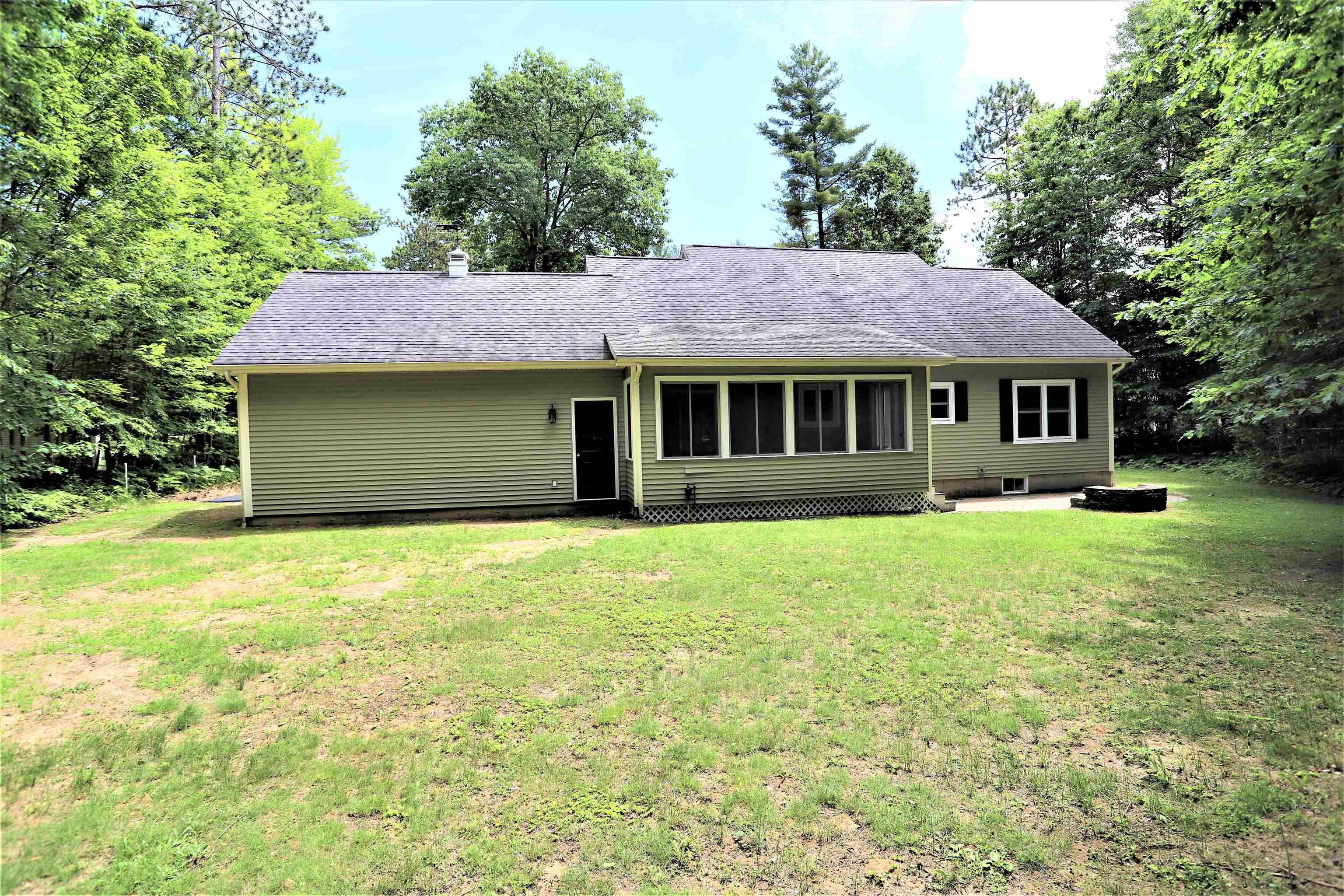 9 Clover Lane Newport, VT 05855 - Photo 27 of 34