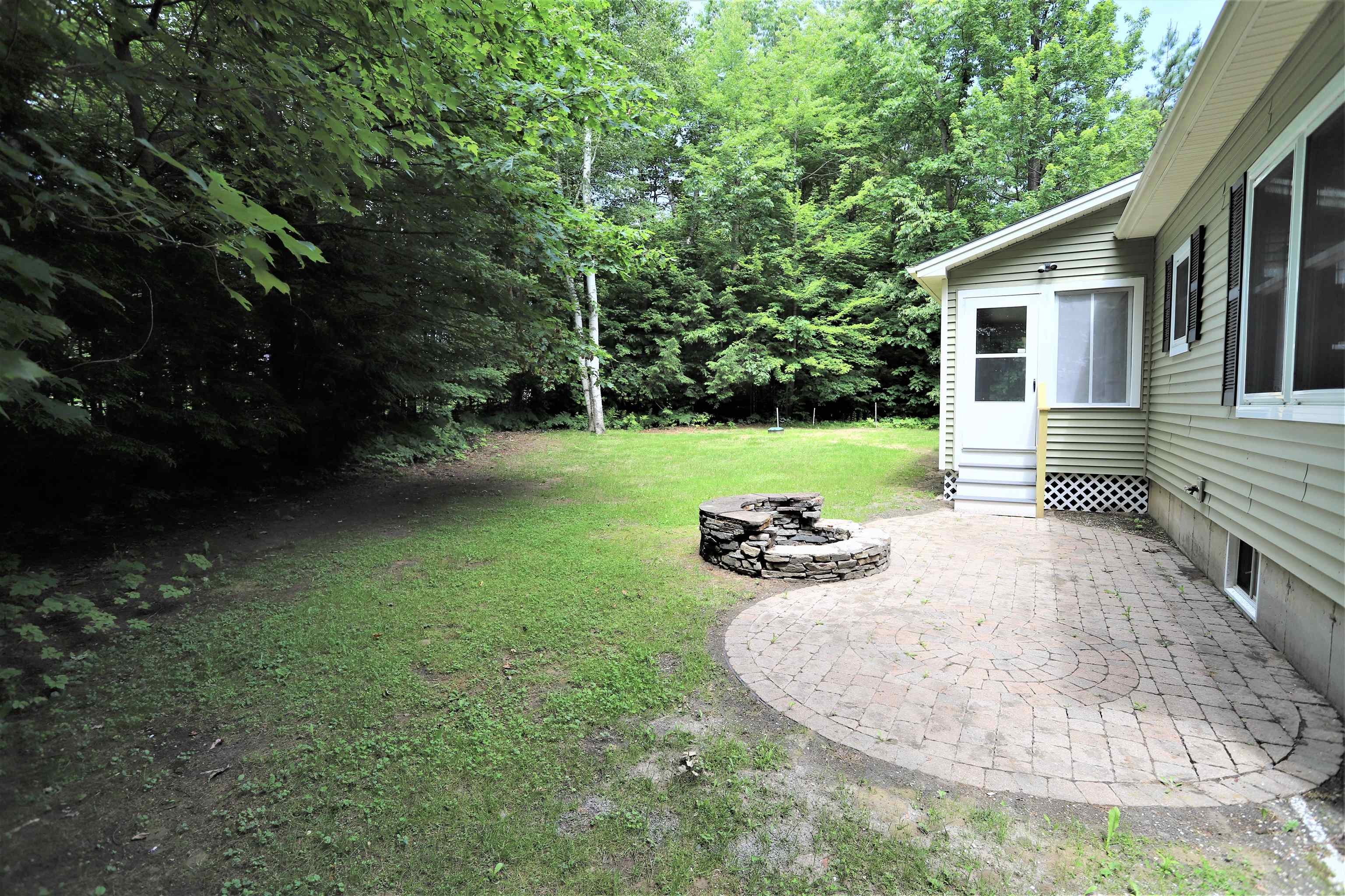 9 Clover Lane Newport, VT 05855 - Photo 28 of 34