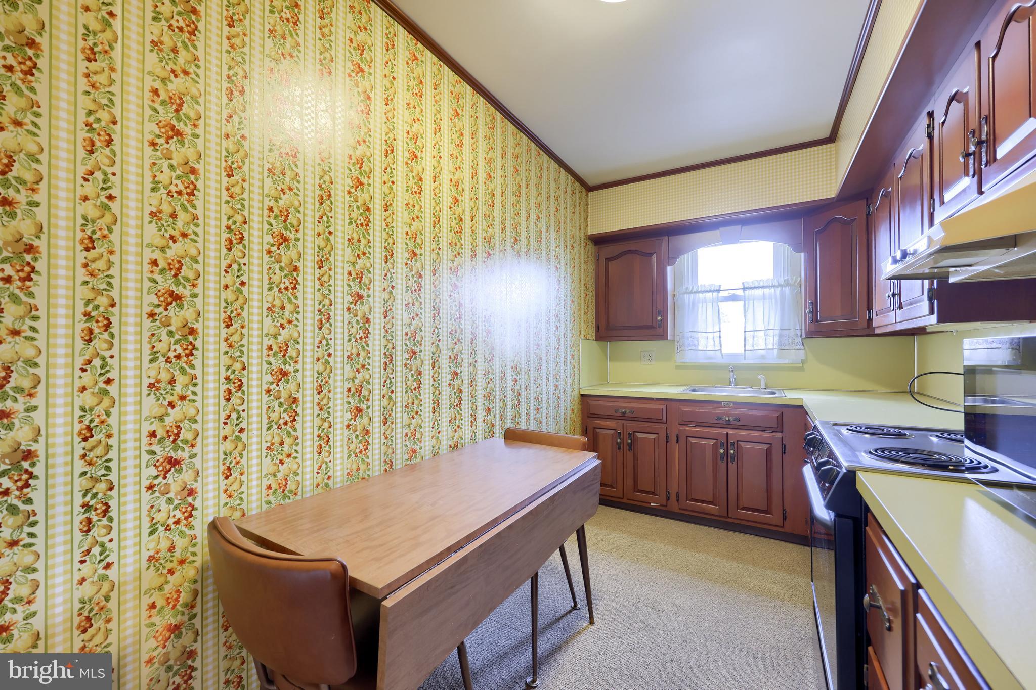 125 2nd Street Reading, PA 19607 - Photo 15 of 35 Custom Wood Cabinetry
