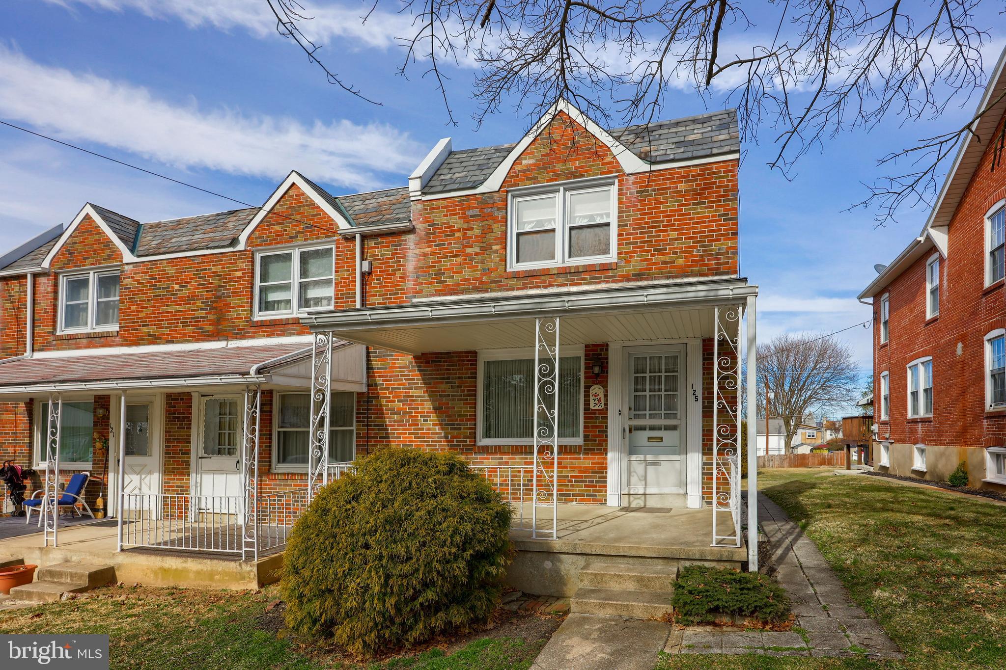 125 2nd Street Reading, PA 19607 - Photo 2 of 35 Welcoming Front Porch