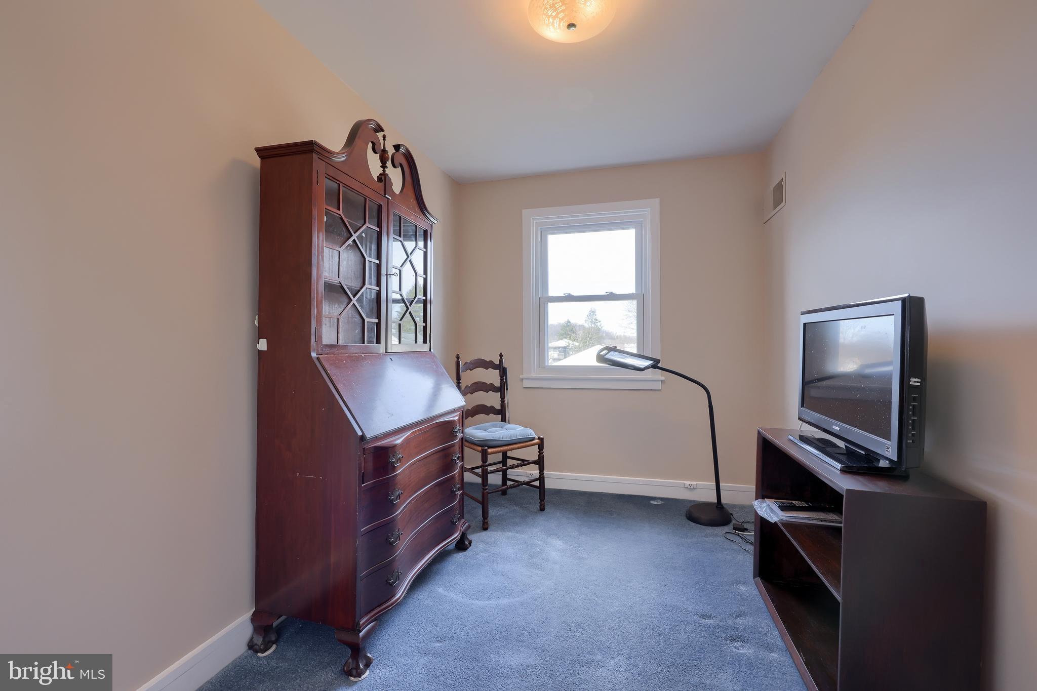 125 2nd Street Reading, PA 19607 - Photo 28 of 35 3rd Bedroom