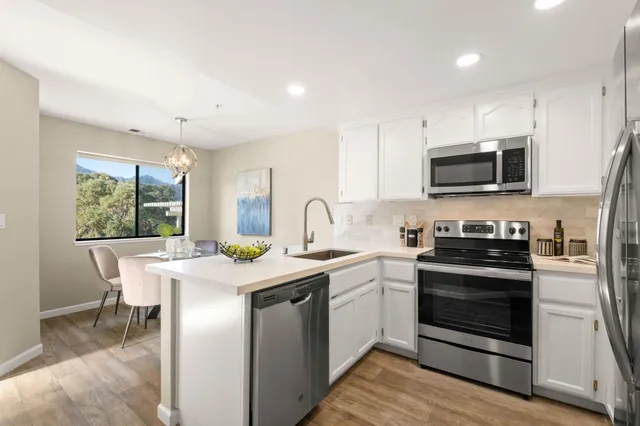 $895,000 | 5565 Terra Granada Drive, Unit 1B, Walnut Creek, CA 94595