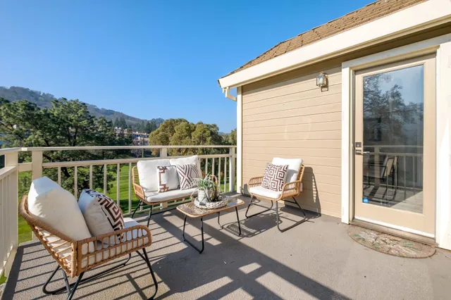 $895,000 | 5565 Terra Granada Drive, Unit 1B, Walnut Creek, CA 94595