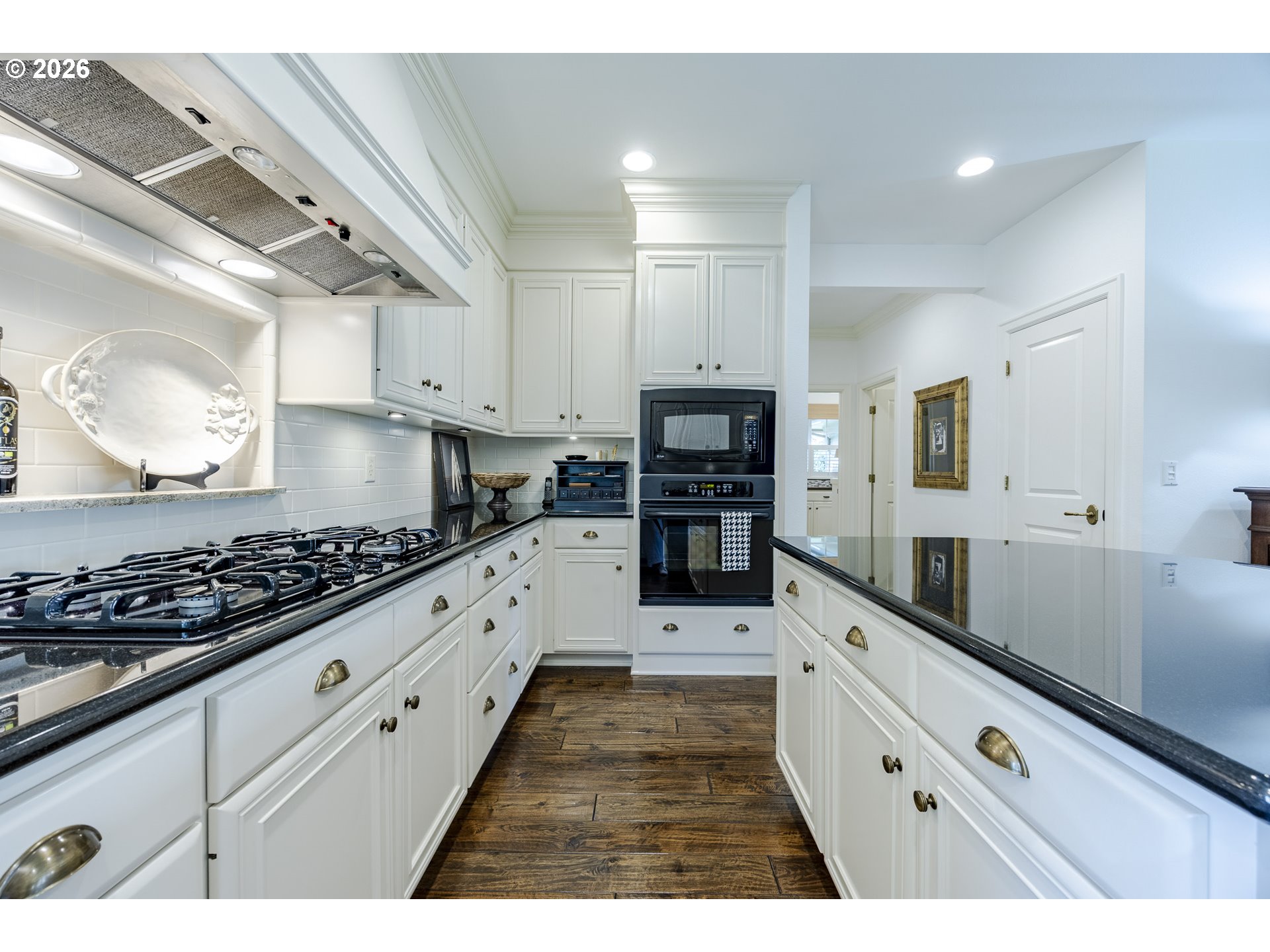 2332 Devon Avenue Eugene, OR 97408 - Photo 14 of 46