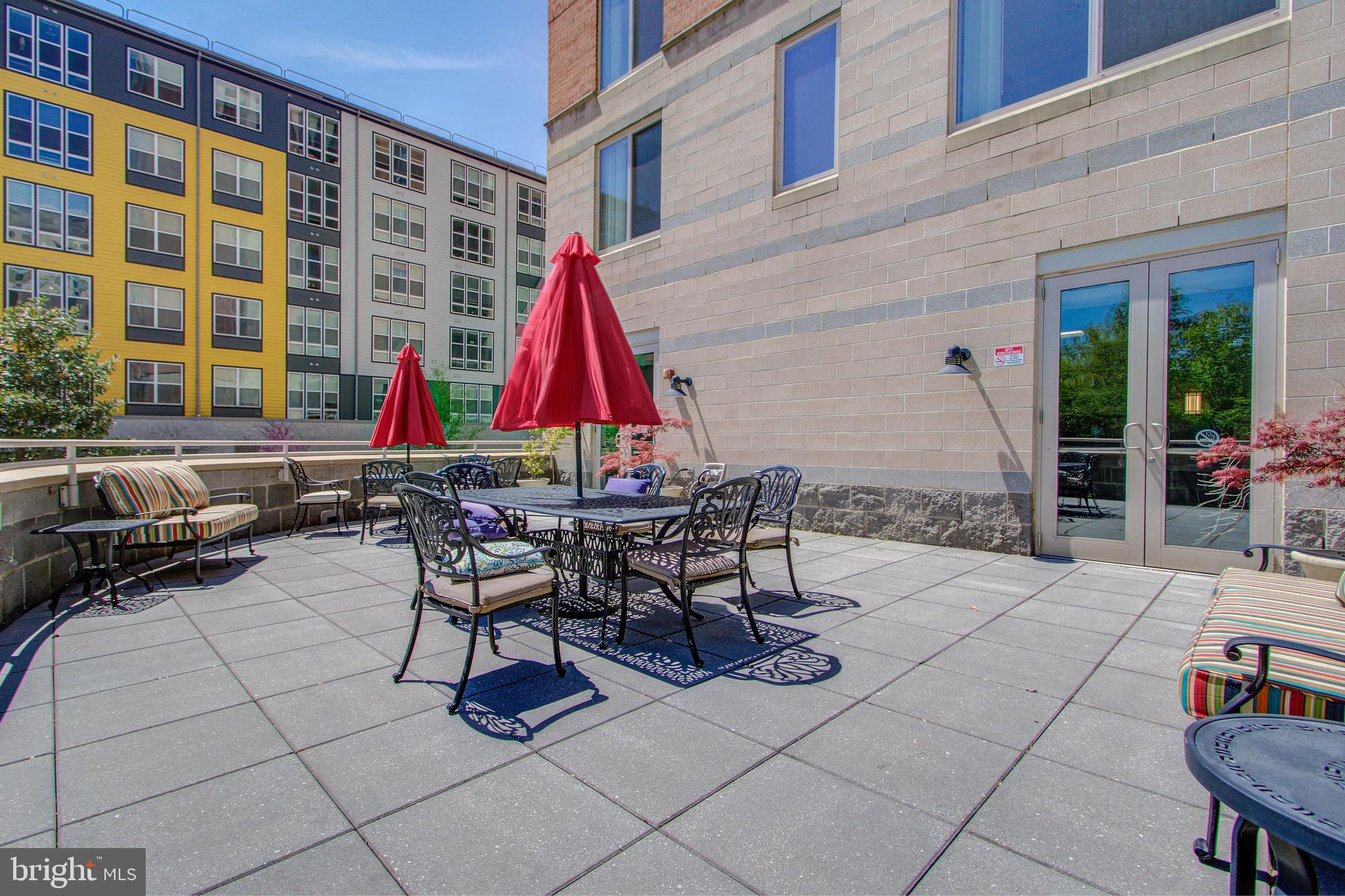 2726 Gallows Road, Unit 1302 Vienna, VA 22180 - Photo 41 of 55