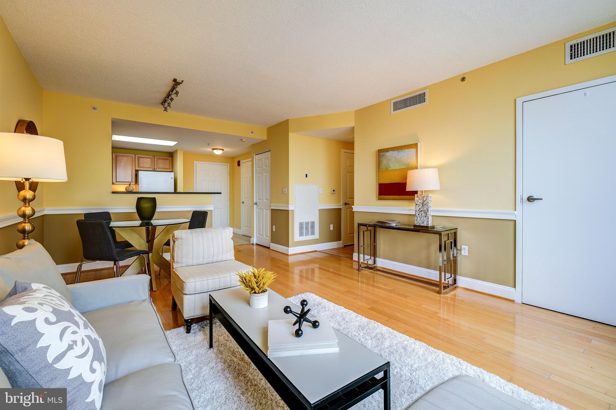 2726 Gallows Road, Unit 1302 Vienna, VA 22180 - Photo 5 of 55