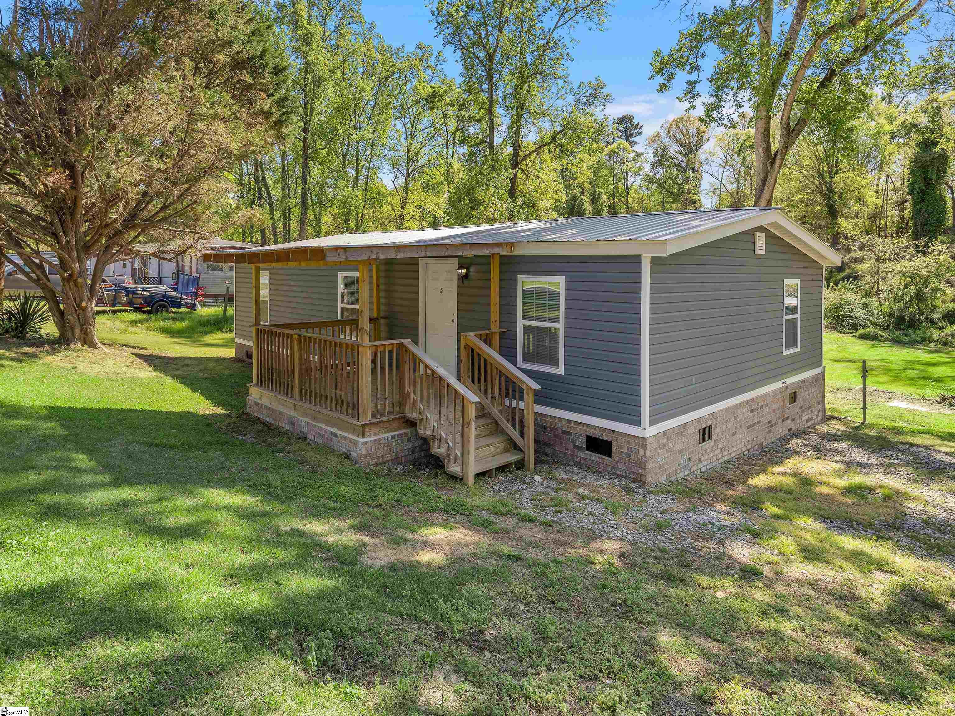 100 Marie Drive Roebuck, SC 29376 - Photo 3 of 37