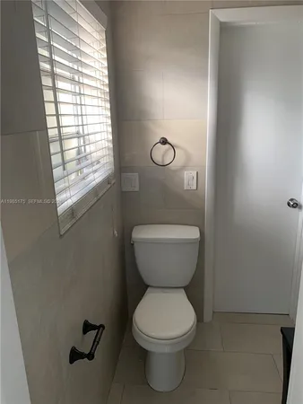 $2,400 | 315 Majorca Avenue, Unit 1, Coral Gables, FL 33134