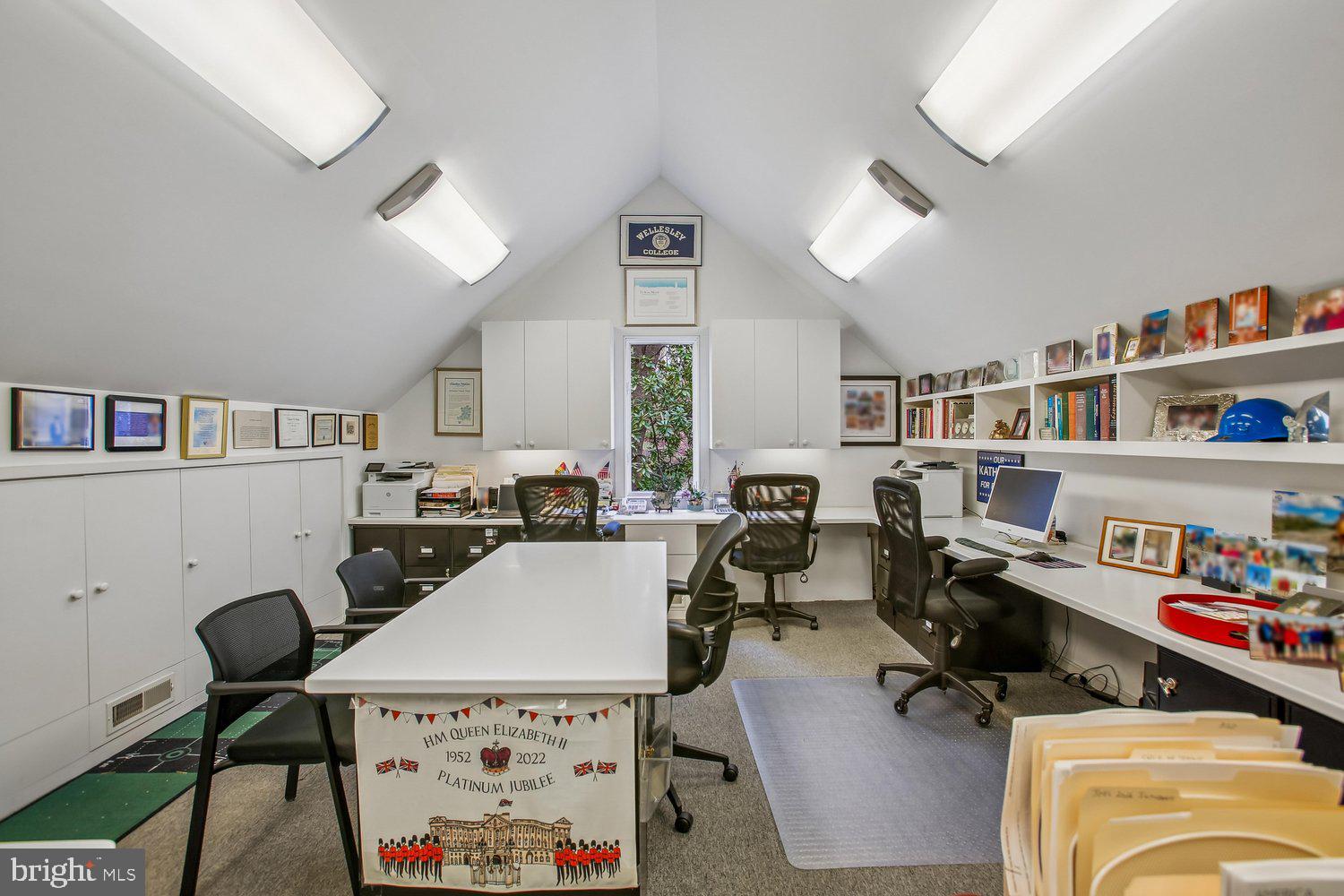 700 Belgrove Road McLean, VA 22101 - Photo 67 of 86 Oversized Executive Office over garage