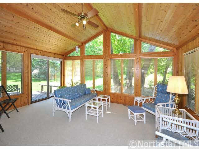 9101 Decatur Avenue South Bloomington, MN 55438 - Photo 3 of 16