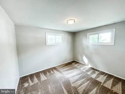 $289,900 | 33 Pierson Place, New Castle, DE 19720