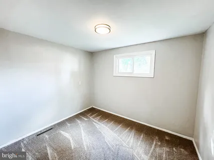 $289,900 | 33 Pierson Place, New Castle, DE 19720