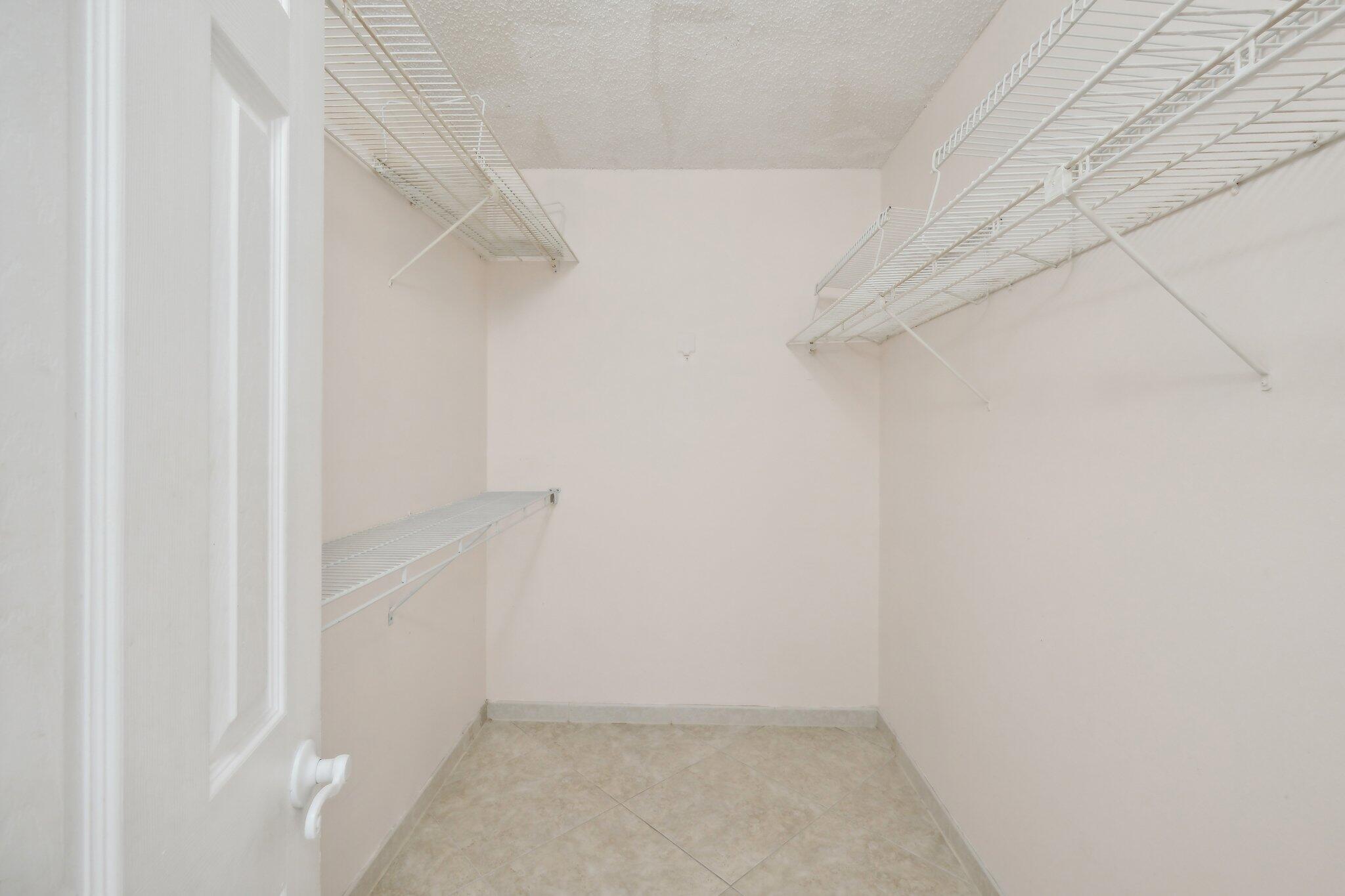 3580 South Ocean Boulevard, Unit 4C South Palm Beach, FL 33480 - Photo 17 of 36 a view of small space