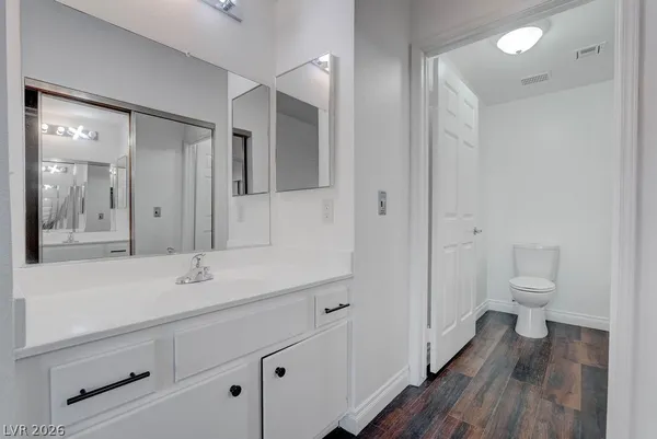 $1,400 | 231 West Horizon Ridge Parkway, Unit 917, Henderson, NV 89012