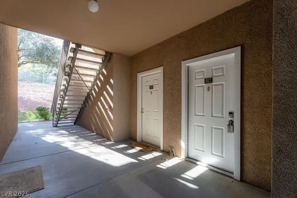 $1,400 | 231 West Horizon Ridge Parkway, Unit 917, Henderson, NV 89012