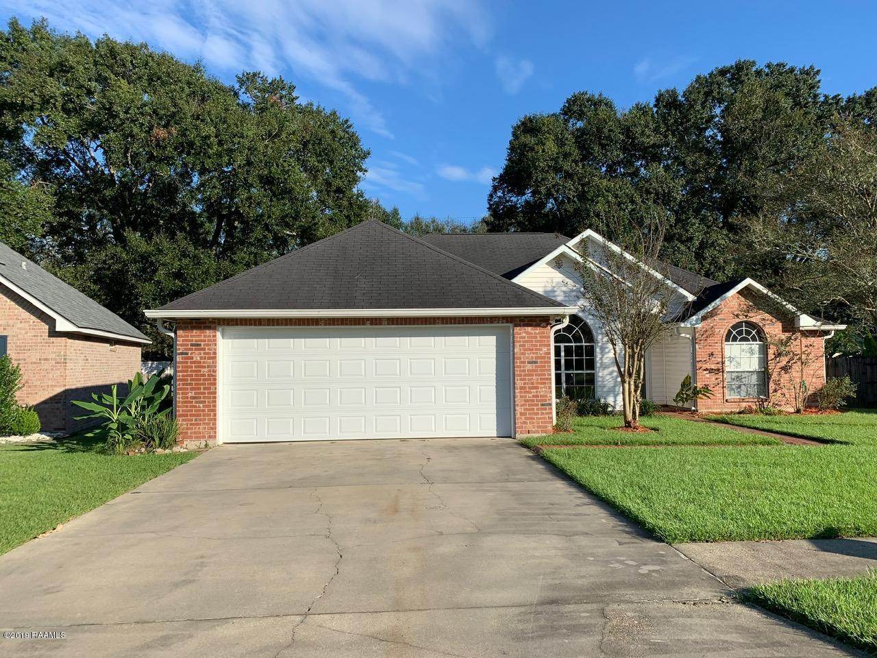 218 Rue Pacannier Carencro, LA 70520 - Photo 4 of 27 Gallery Image 4