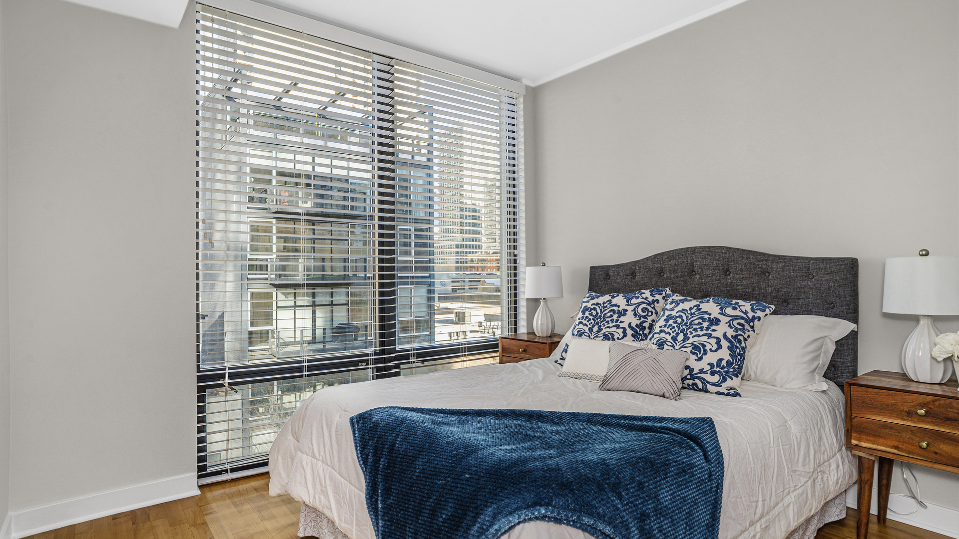 744 North Clark Street, Unit 505 Chicago, IL 60654 - Photo 13 of 18