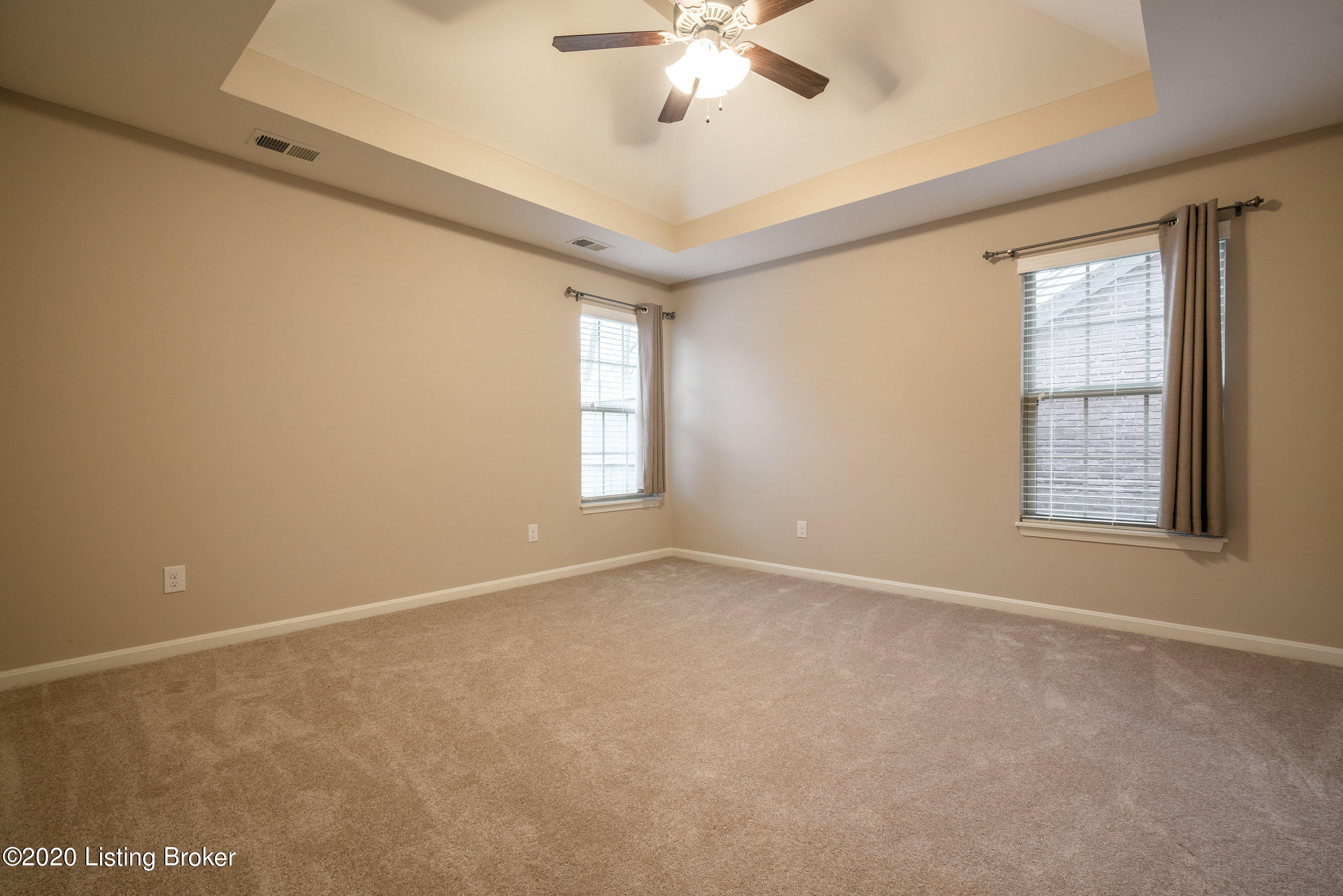6553 Renate Road Louisville, KY 40291 - Photo 19 of 33 6553 Renate Road-27