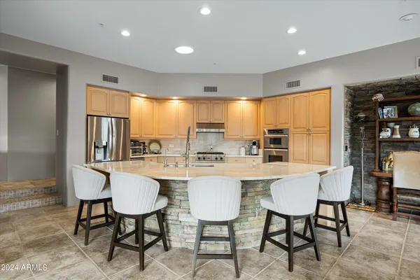 $10,000 | 10397 East Loving Tree Lane, Scottsdale, AZ 85262