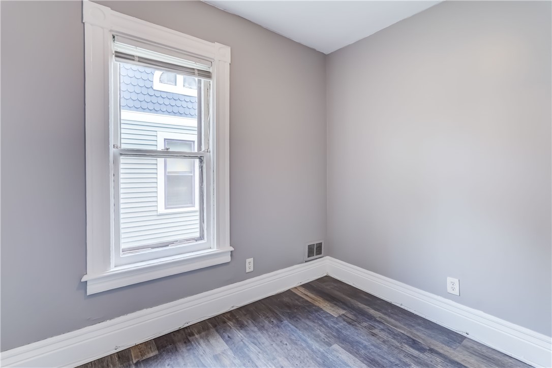 161-163 Hamilton Street, Unit 1 Rochester, NY 14620 - Photo 14 of 18