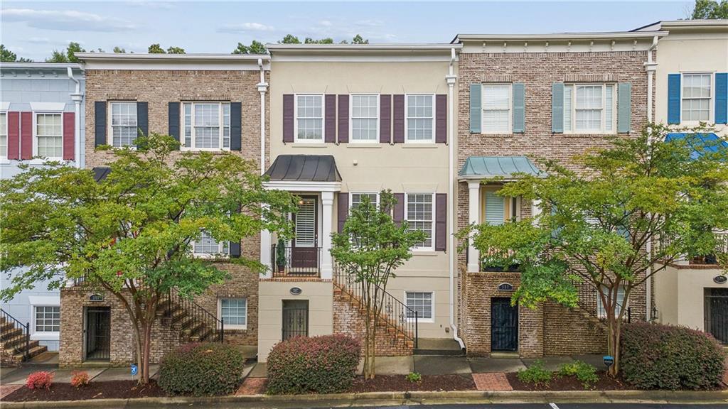 997 Pearl Point Northeast Sandy Springs, GA 30328 - Photo 1 of 16