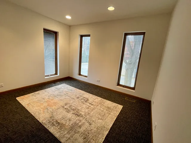 $2,450 | 5145 Washington Street, Unit 2, Downers Grove, IL 60515
