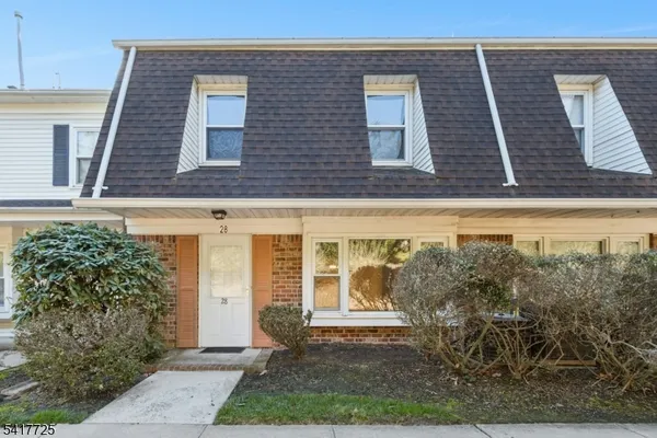 $555,000 | 28 Wareham Court, Scotch Plains, NJ 07076